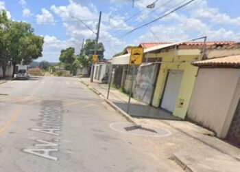 Homem morre baleado perto de bar em Divinópolis