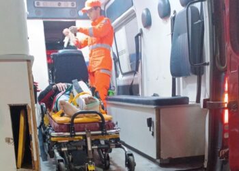 Jovem fica gravemente ferido após queda de motocicleta na Av. Brasil em Formiga