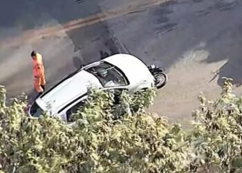 Casal morre em grave acidente entre motos e carro na BR-262 em Minas Gerais