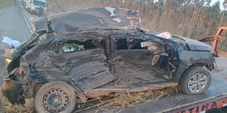 Acidente na BR-354 deixa mulher gravemente ferida