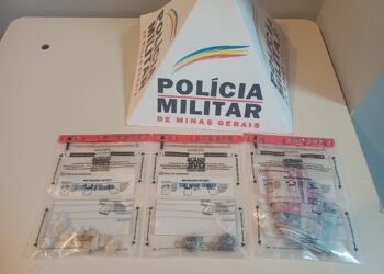 Operação Cavalo de Aço resulta em três prisões e apreensão de drogas e dinheiro em Formiga