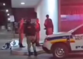 Homem morre a marteladas após briga em Oliveira; suspeito é preso