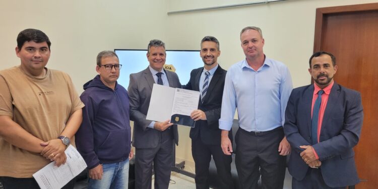 Câmara e Polícia Civil unem forças para acelerar emissão de RGs em Formiga