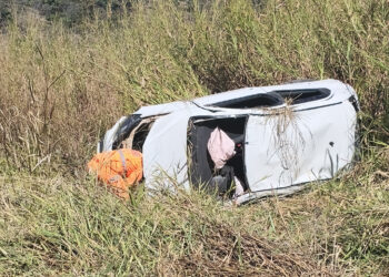 Jovem fica ferido em capotamento na BR-354, em Formiga