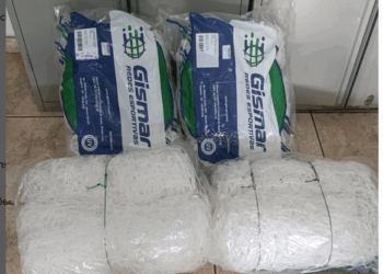 Secretaria de Esportes de Córrego Fundo recebe novas redes de gol para quadras públicas