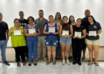 Córrego Fundo: Prefeito certifica participantes do Festival Gastronômico