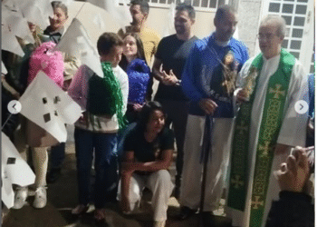 Festa de Cruzeiro é realizada em Córrego Fundo