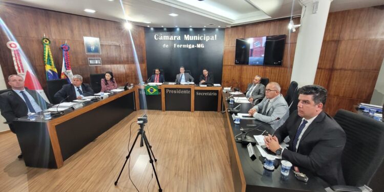Câmara Municipal retoma atividades com análise de veto a projeto sobre Aluguel Social