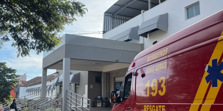 Mulher fica ferida após sofrer queda doméstica no Novo Horizonte em Formiga