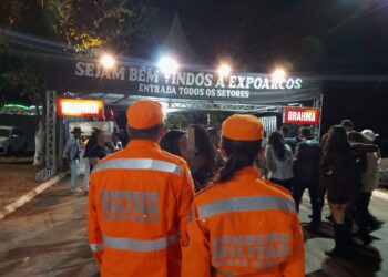 Bombeiros realizam vistoria de segurança na ExpoArcos 2025