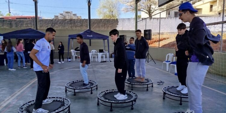 Escola de Córrego Fundo recebe projeto “UNIFOR na Escola”