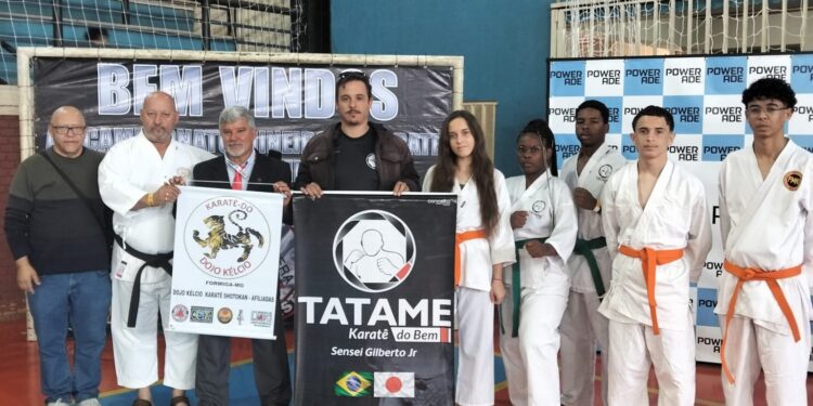 Formiguenses deslumbram na 4ª etapa da Liga Mineira de Karatê Interestilos