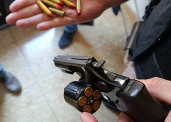 PM realiza operação de combate ao tráfico e armas ilegais em Formiga; cinco foram presos