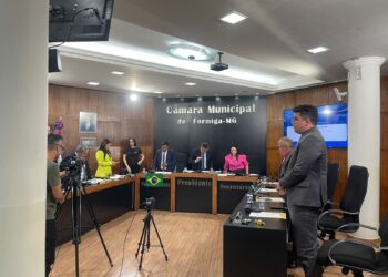 Dedetização de cemitérios: Câmara derruba veto após prefeito considerar que PL  invade competências