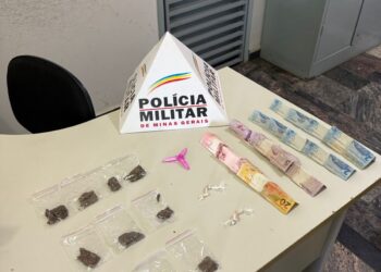 Taxista é preso transportando drogas durante ação da Polícia Militar em Itapecerica