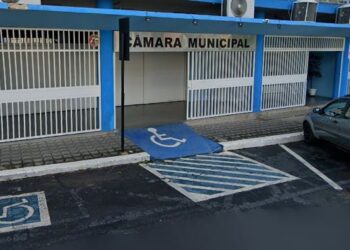 Comunidade escolar da Aureliano organiza manifestação e professores usarão a tribuna da Câmara nesta segunda-feira