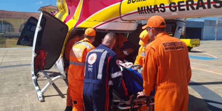 Transferência Inter-Hospitalar de paciente com queimaduras graves é realizada pelo Corpo de Bombeiros