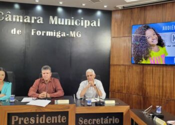 Audiência Pública sobre combate ao racismo na infância é marco histórico na Câmara de Formiga