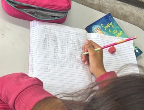 PIBID em ação: sala de reforço escolar é criada em escola parceira de Formiga