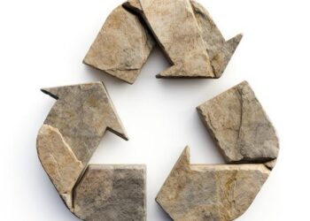 Prefeitura de Formiga divulga orientações sobre descarte correto de lixo particular