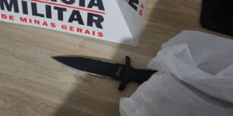 Após se recusar a devolver Pix recebido por engano, homem é morto a facadas