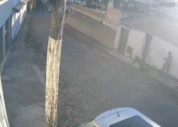 Idoso sai de casa para comprar pão, é assaltado e agredido em Divinópolis