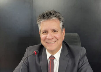 Câmara de Formiga aprova projetos que fortalecem símbolos das homenagens legislativas