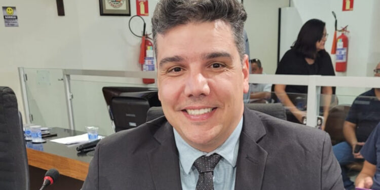 Câmara aprova projeto que permite pagamento de passagem do transporte coletivo via PIX