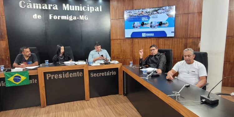 Câmara realiza audiência pública sobre o novo Código de Posturas de Formiga