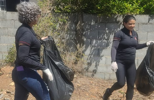 Realizada ação coletiva de combate à dengue em Córrego Fundo