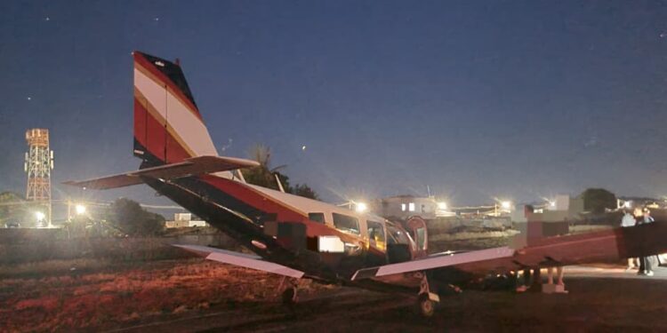 Pouso de emergência mobiliza Corpo de Bombeiros no Aeroporto de Pará de Minas