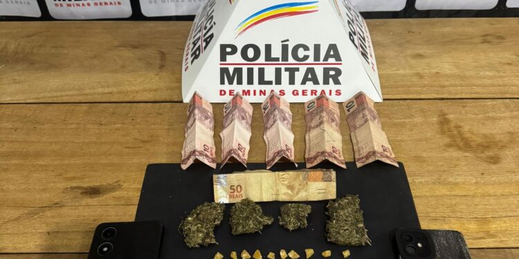 PM desmantela organização criminosa envolvida com o tráfico de drogas em Bambuí; casal e menor são detidos