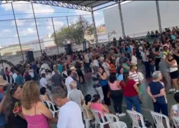 Grupo de Córrego Fundo participa de encontro da Melhor Idade em Campo Belo