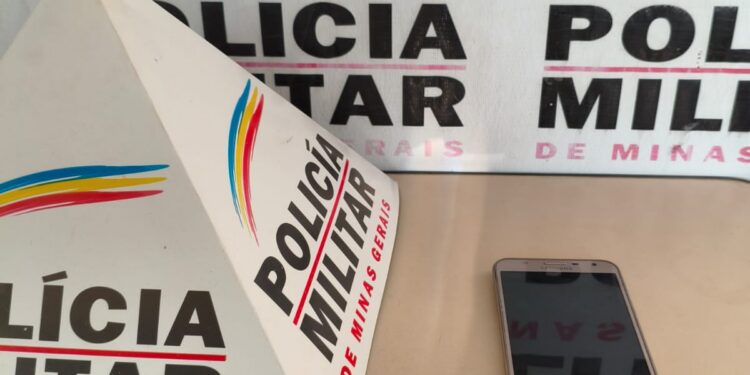 Casal é preso suspeito de furto e receptação em estabelecimento religioso no Centro de Itapecerica