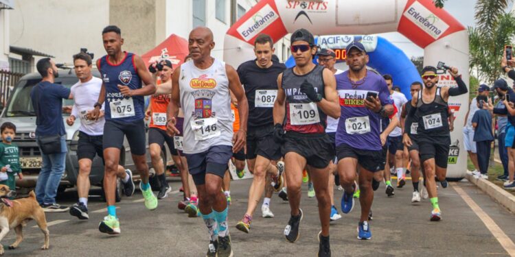 Corrida da Cachaça agita Córrego Fundo no próximo domingo