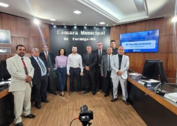 Câmara aprova 17 projetos durante a 33ª reunião ordinária