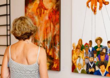 Alunas do Atelier Maria José Boaventura transformam vivências em arte na exposição “A Urgência da Expressão”