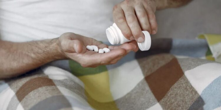 Paracetamol não causa autismo, reafirma Ministério da Saúde