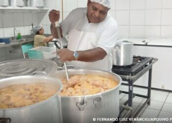 Brasil é referência na alimentação escolar, diz especialista