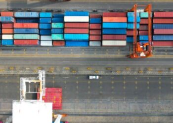 Governo de Minas publica decreto com medida de proteção ao comércio exterior e preservação de empregos no estado