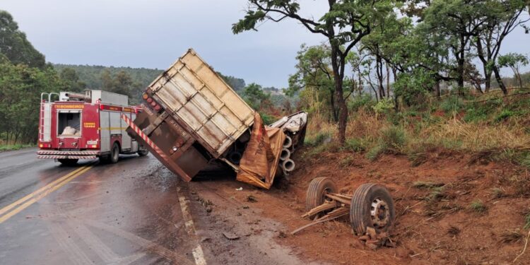 Polícia Rodoviária divulga informações sobre acidente na BR 354