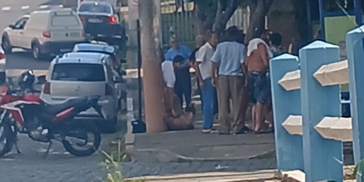 Discussão de trânsito termina com feridos no bairro Alvorada