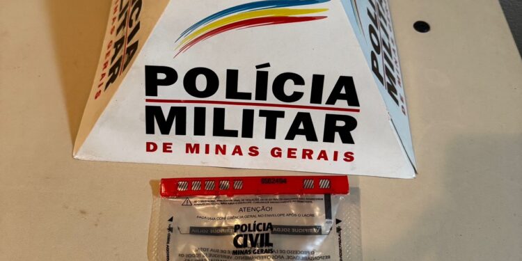 Polícia Militar apreende veículo com adulteração em Formiga