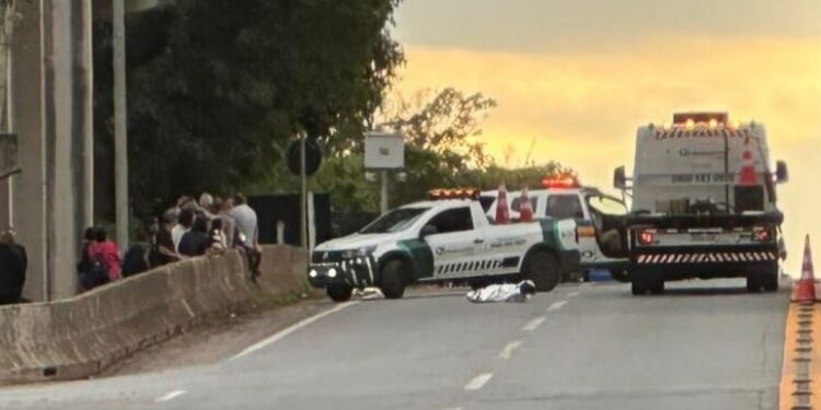 Homem morre após ser atropelado na MG-050, em Itaúna