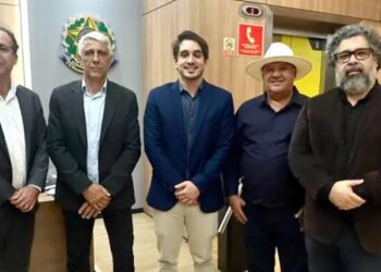 Prefeito de Formiga participa de reunião no Ministério dos Transportes para discutir melhorias na BR-354