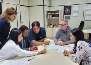 Comissão Especial de Educação da Câmara de Formiga se reúne para investigar agressão em escola municipal