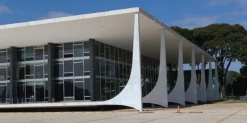 STF forma maioria contra atuação de enfermeiros em aborto legal