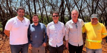 Cid Corrêa avalia tecnologia inovadora de pavimentação ecológica em Passos