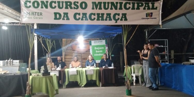 3º Concurso Municipal da Cachaça premia produtores de Córrego Fundo