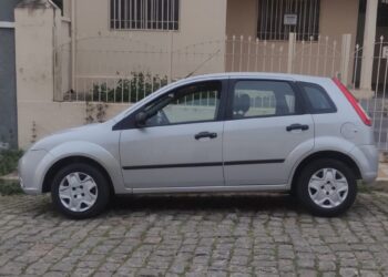 Após assalto na rodoviária de Formiga, motorista de aplicativo busca apoio para localizar veículo levado por criminoso